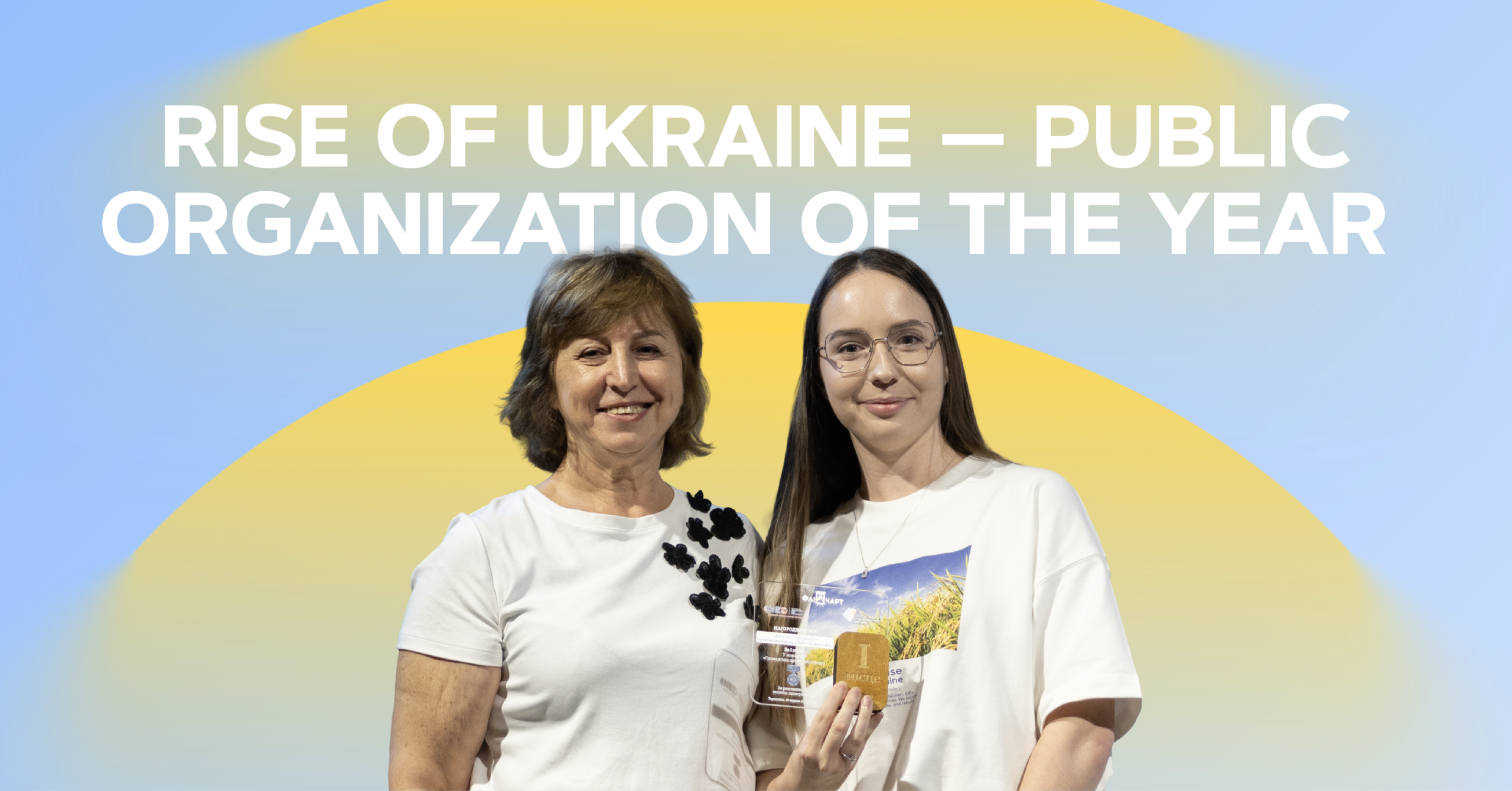 Rise of Ukraine Wins “Golden Flipchart” Award as NGO of the Year
