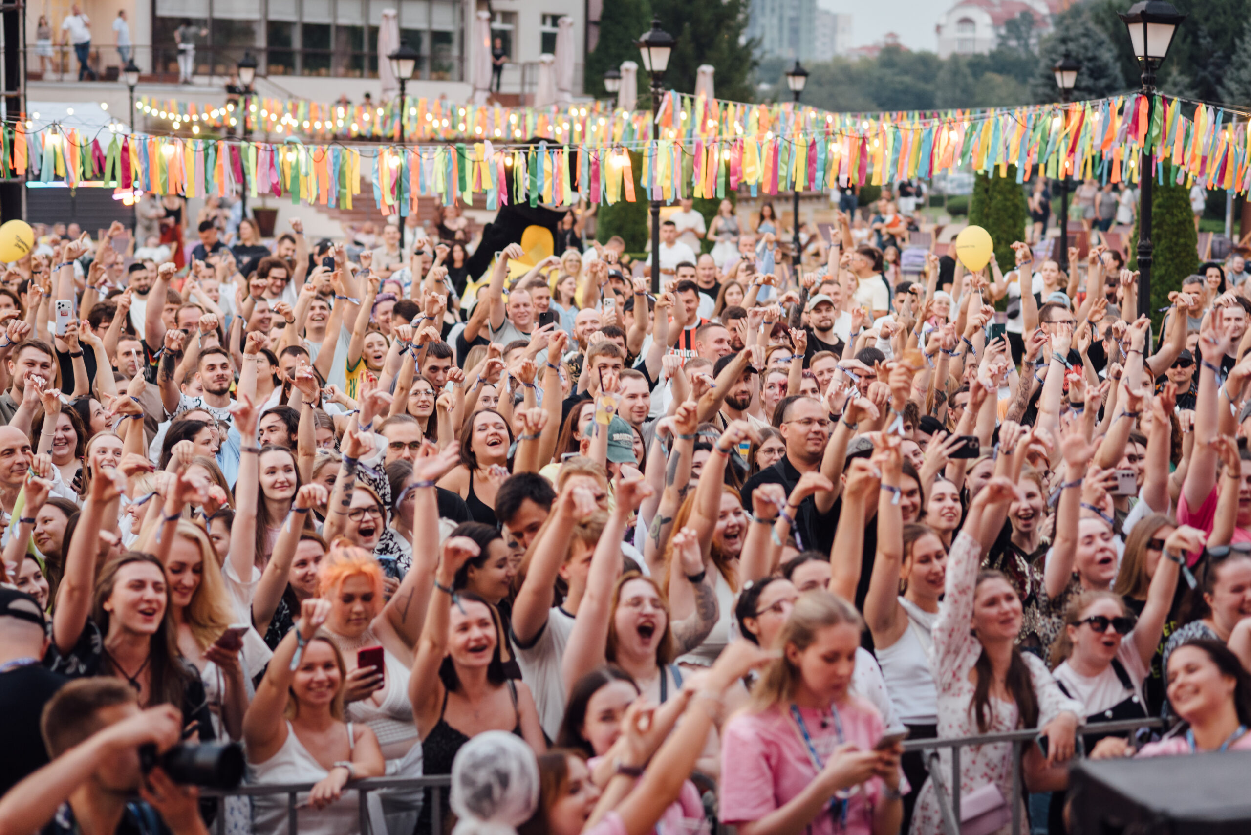 ПростоНеба FEST 2026: два дні музики, зустрічей і збору на протезування українських ветеранів